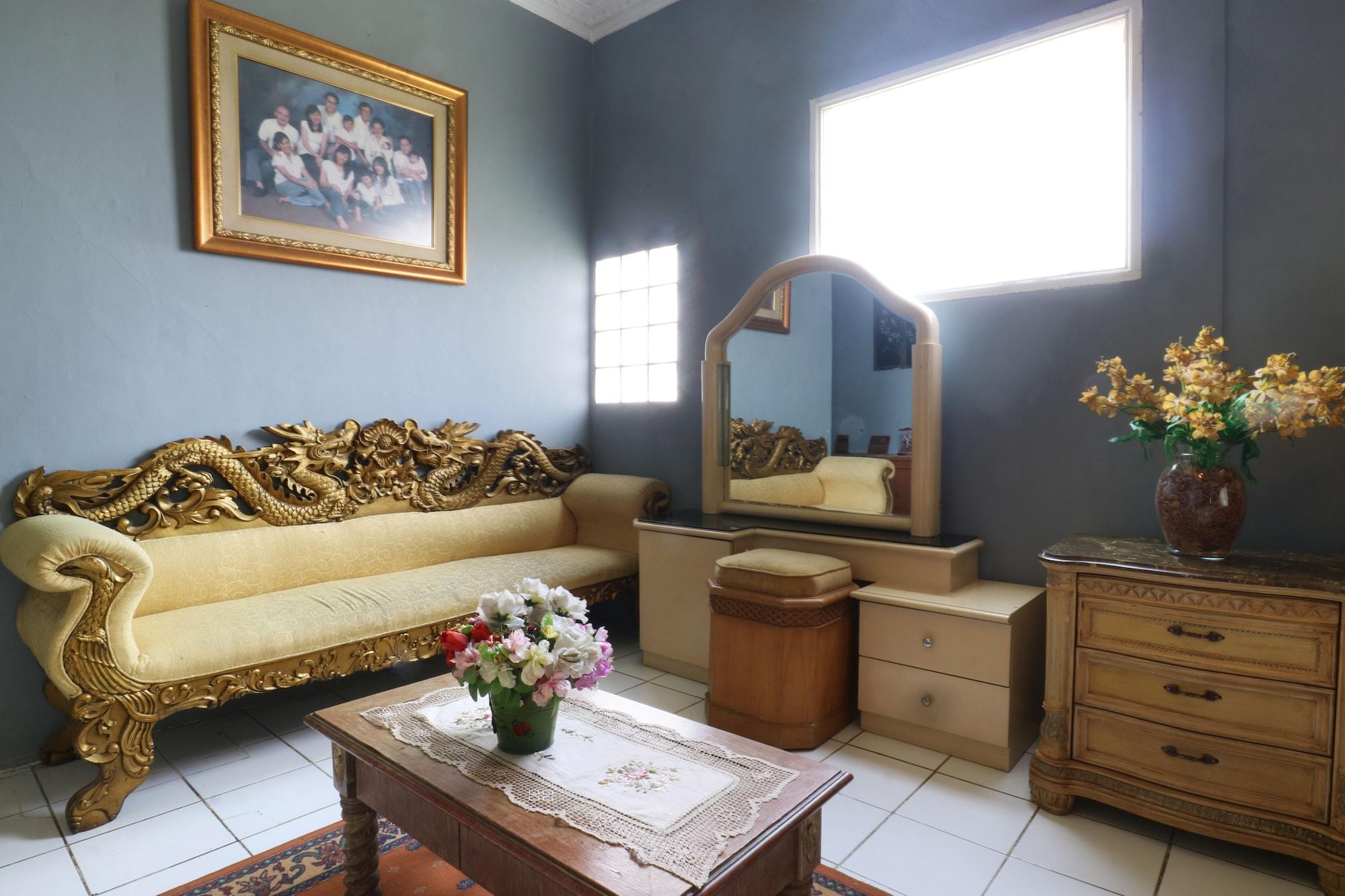 Villa Sri Manganti Yakarta Exterior foto